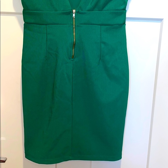 Brand New Emerald Green body-con low back dress - Picture 8 of 15